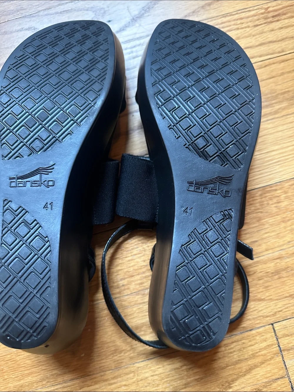 Dansko Black Leather & Stretch Band Wedge Sandals sz 41 ( 10.5-11)